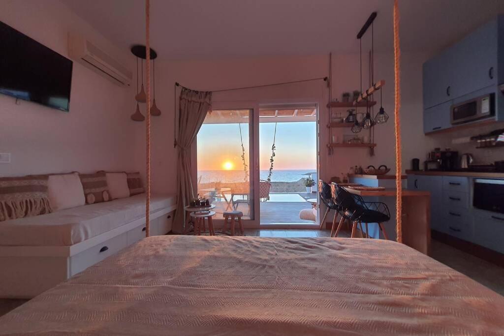 Tramonto Luxury Villa No1- Breathtaking Sunset View Foiníkion Dış mekan fotoğraf